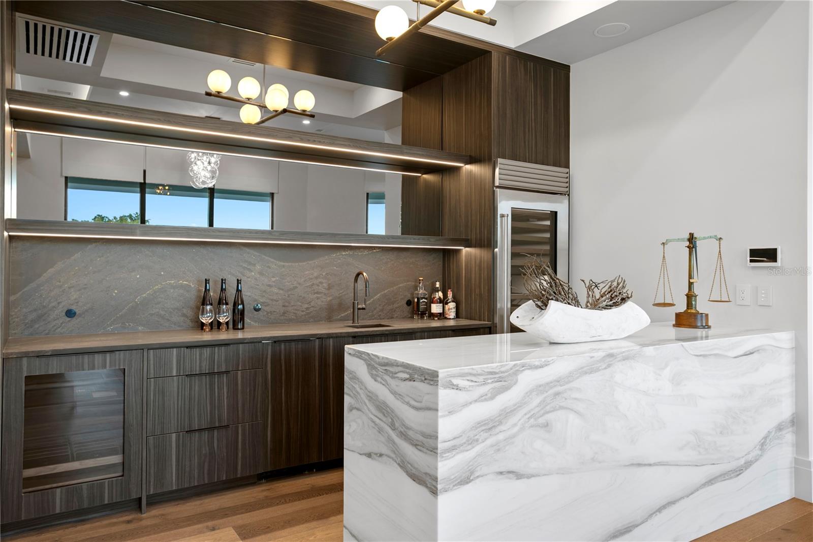 TB8449312 Property Photo