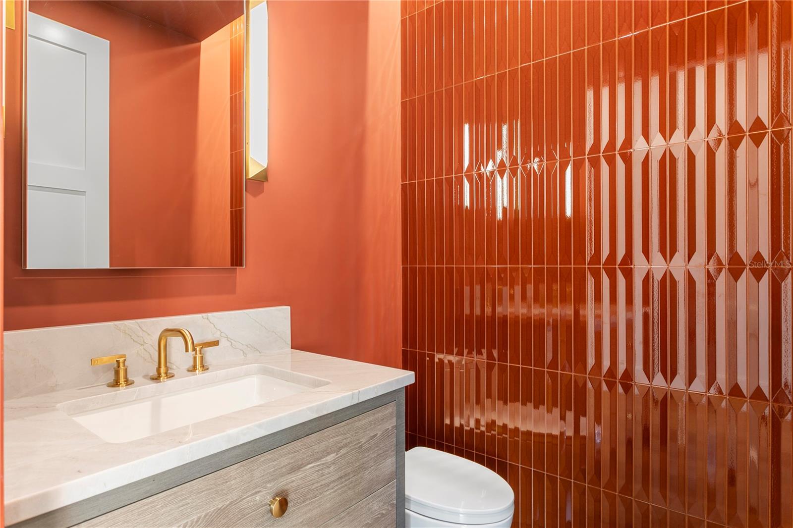 TB8449312 Property Photo