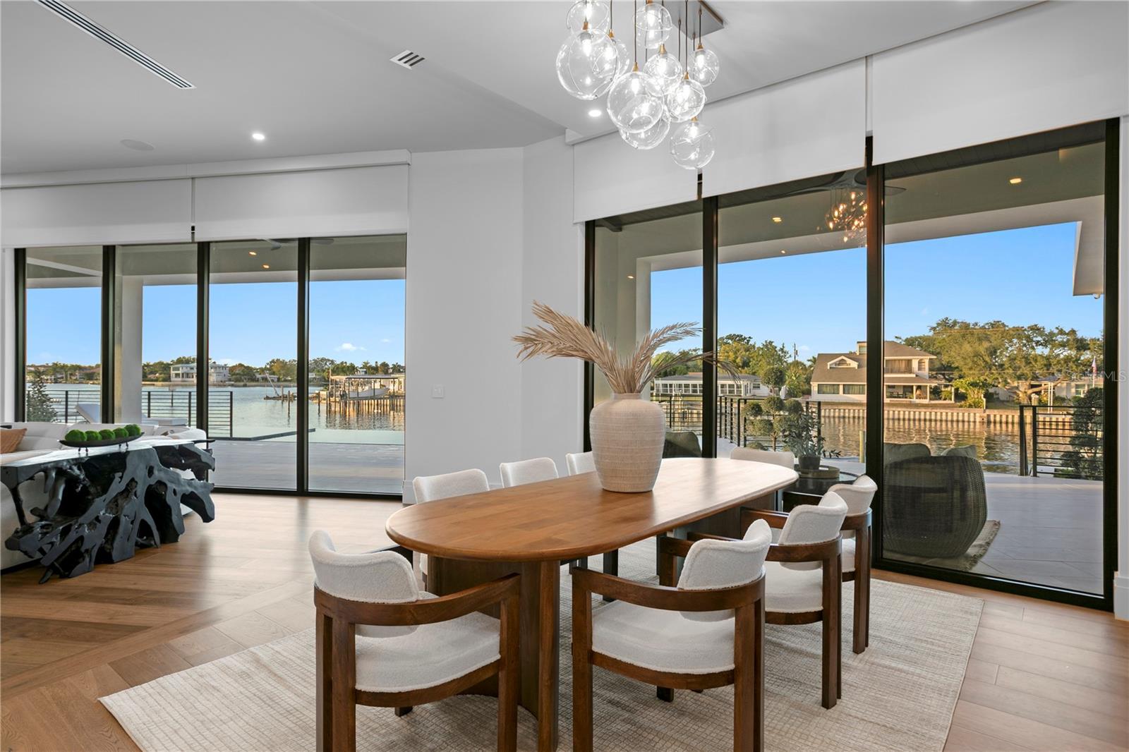 TB8449312 Property Photo