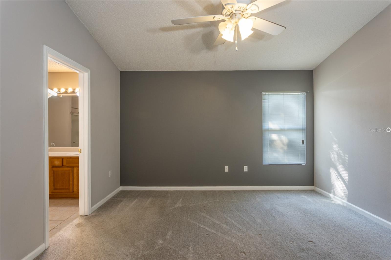 21 ZORRO CT, PALM COAST, FL, 32164