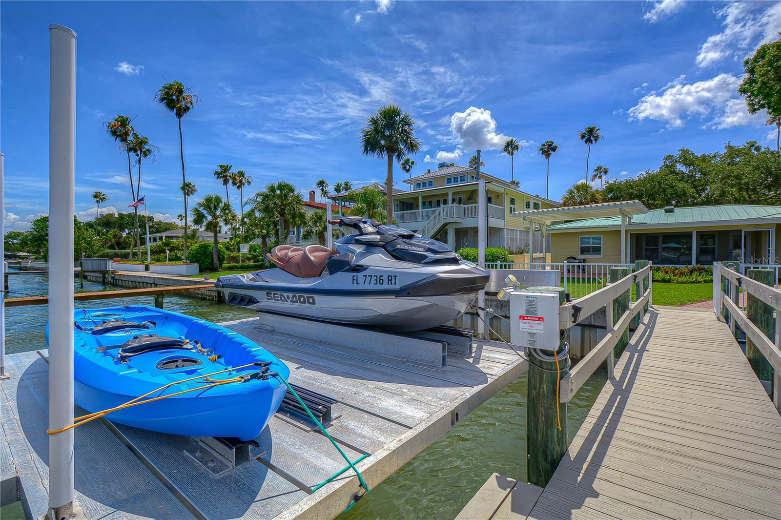 115 BUENA VISTA DR S, DUNEDIN, FL, 34698