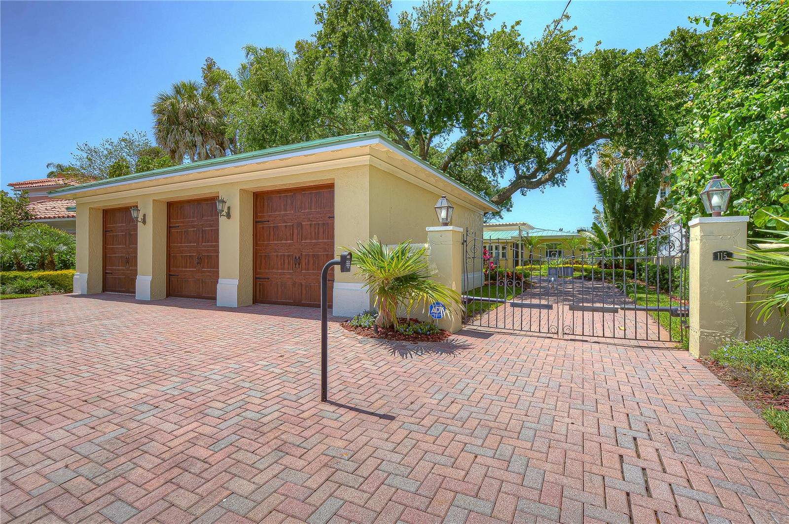 115 BUENA VISTA DR S, DUNEDIN, FL, 34698