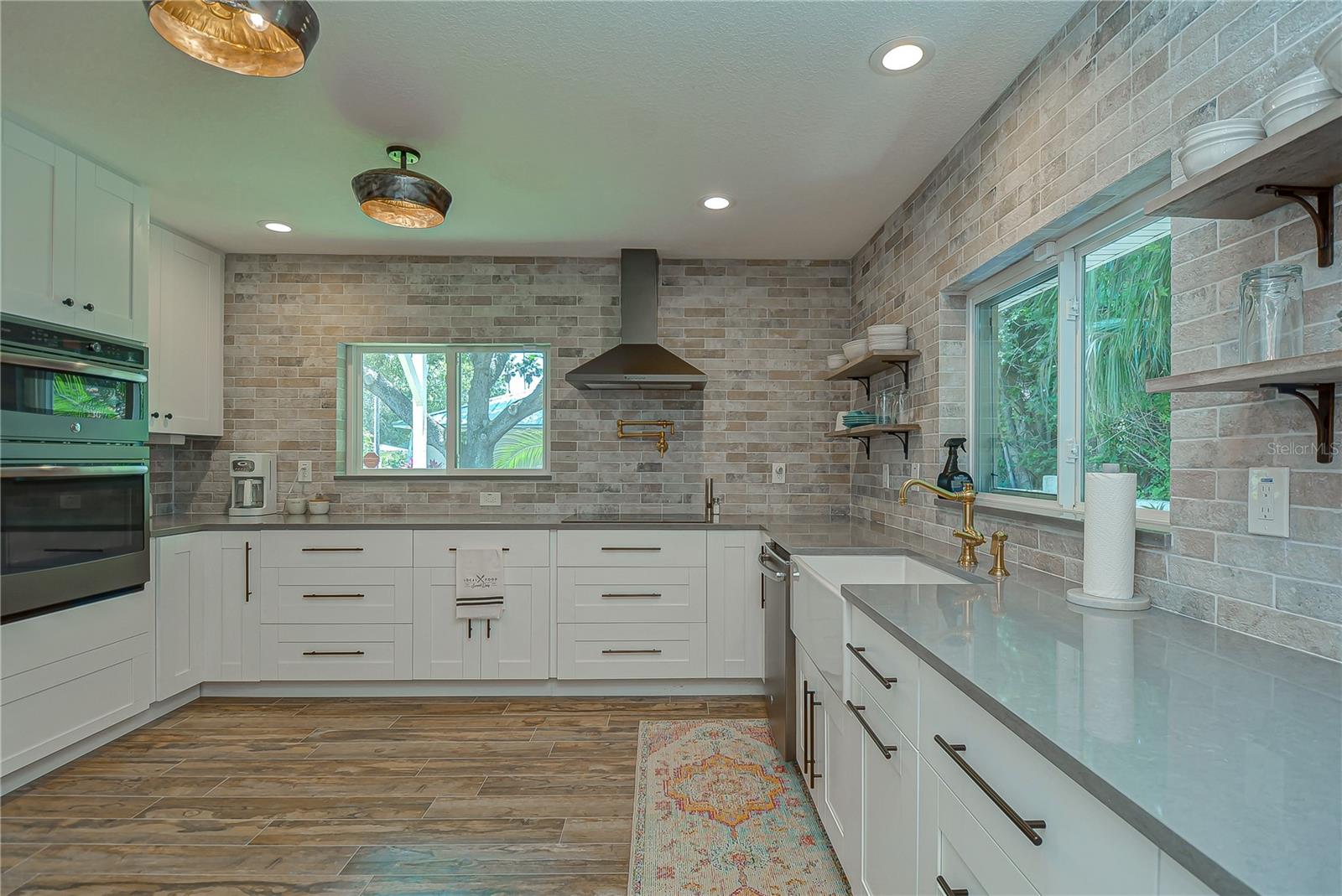 115 BUENA VISTA DR S, DUNEDIN, FL, 34698