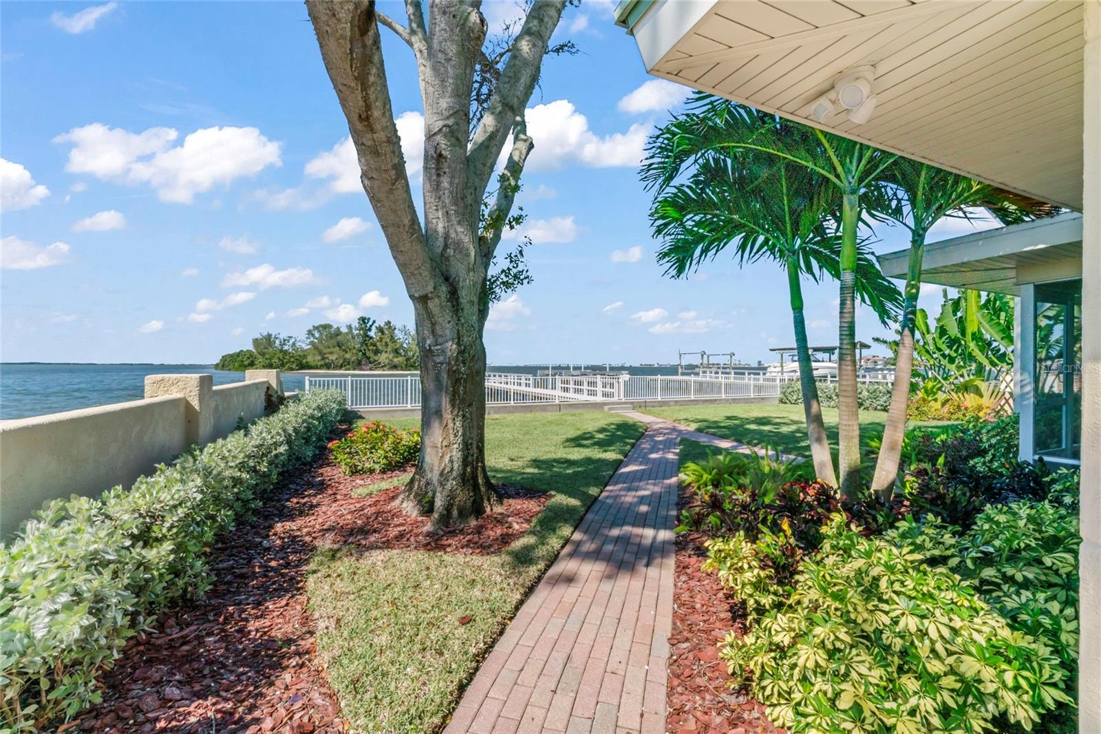 115 BUENA VISTA DR S, DUNEDIN, FL, 34698