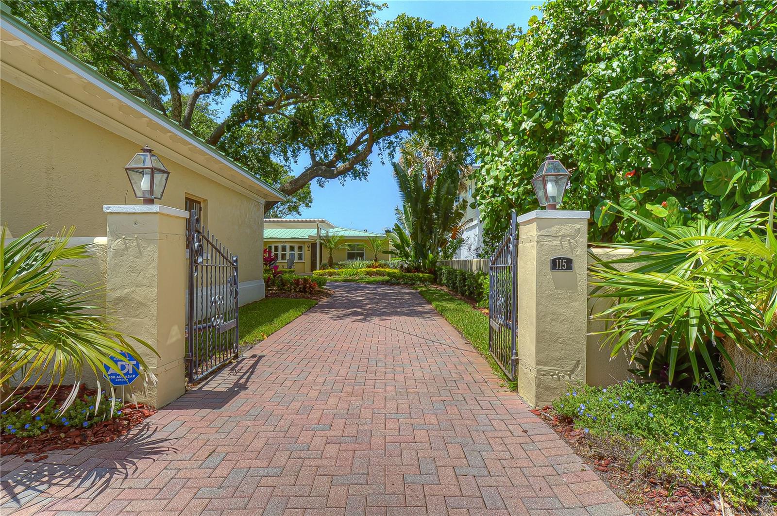 115 BUENA VISTA DR S, DUNEDIN, FL, 34698
