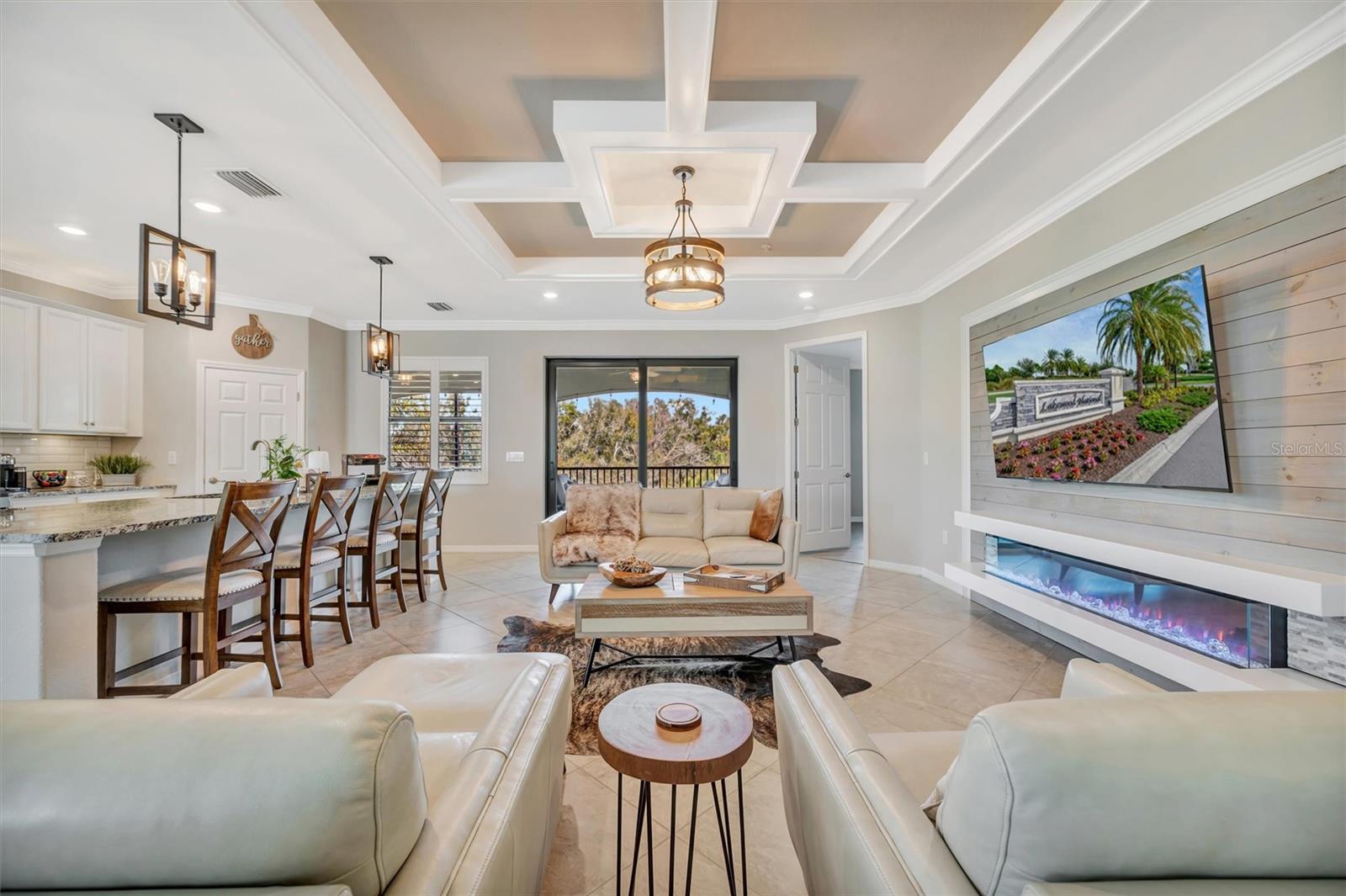 17637 GAWTHROP DR #102, BRADENTON, FL, 34211