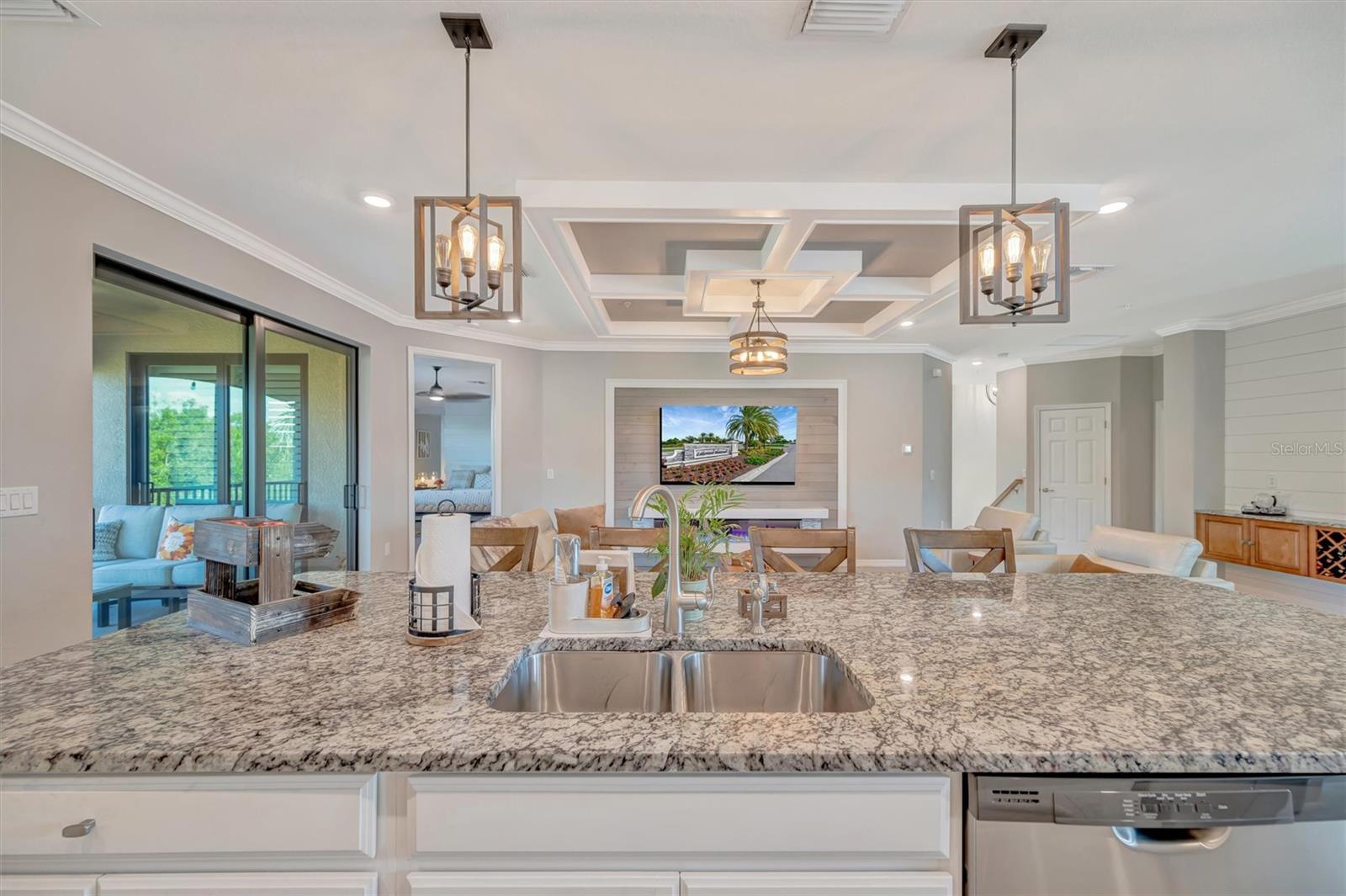 17637 GAWTHROP DR #102, BRADENTON, FL, 34211