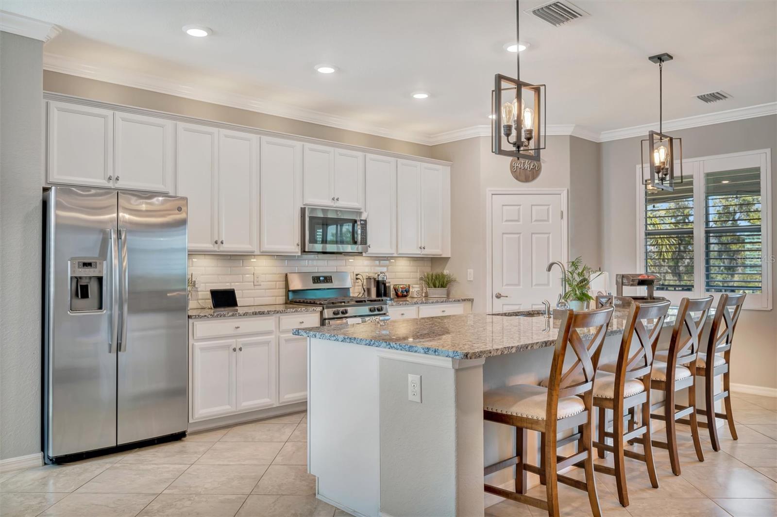 17637 GAWTHROP DR #102, BRADENTON, FL, 34211