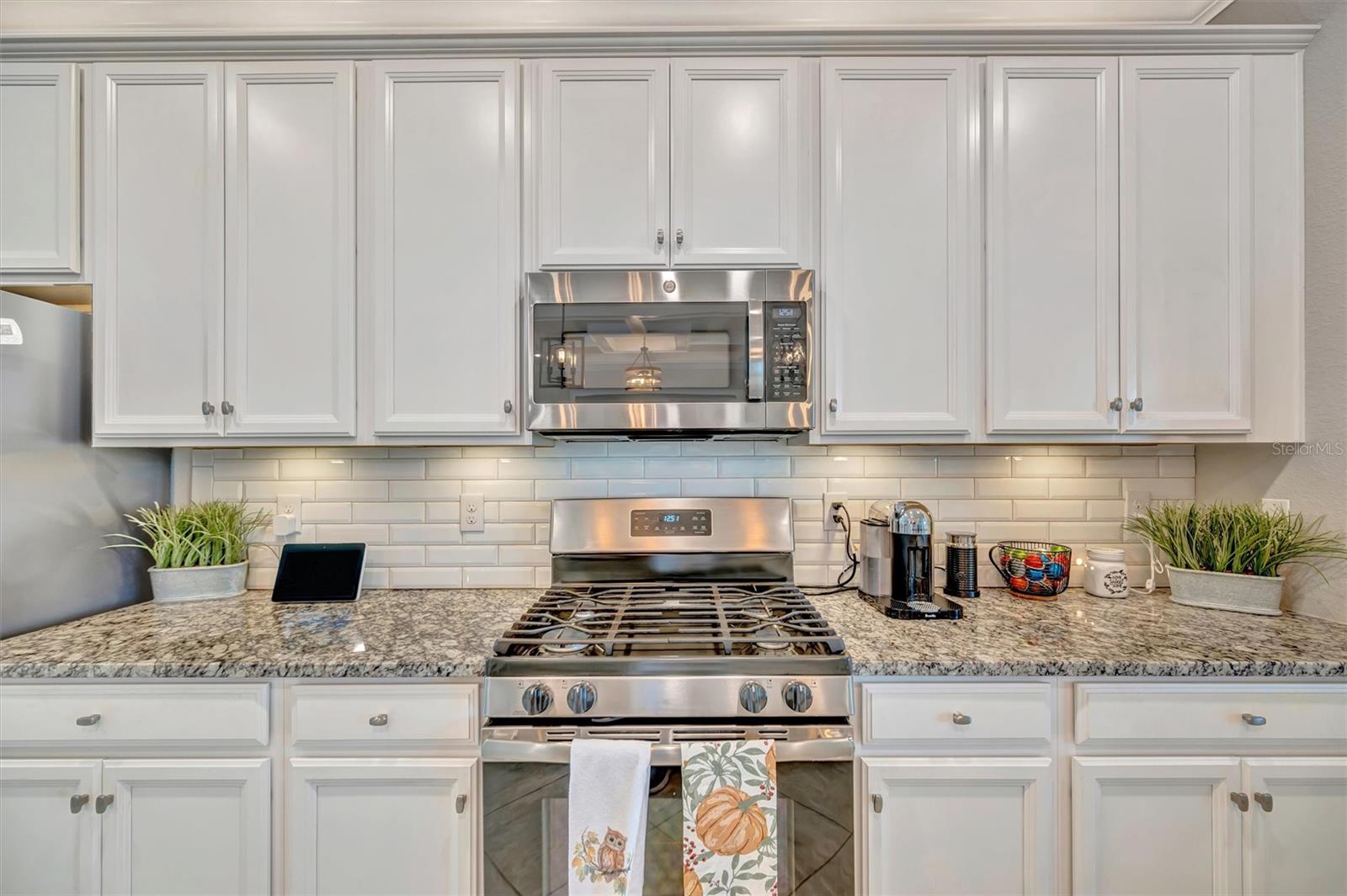 17637 GAWTHROP DR #102, BRADENTON, FL, 34211