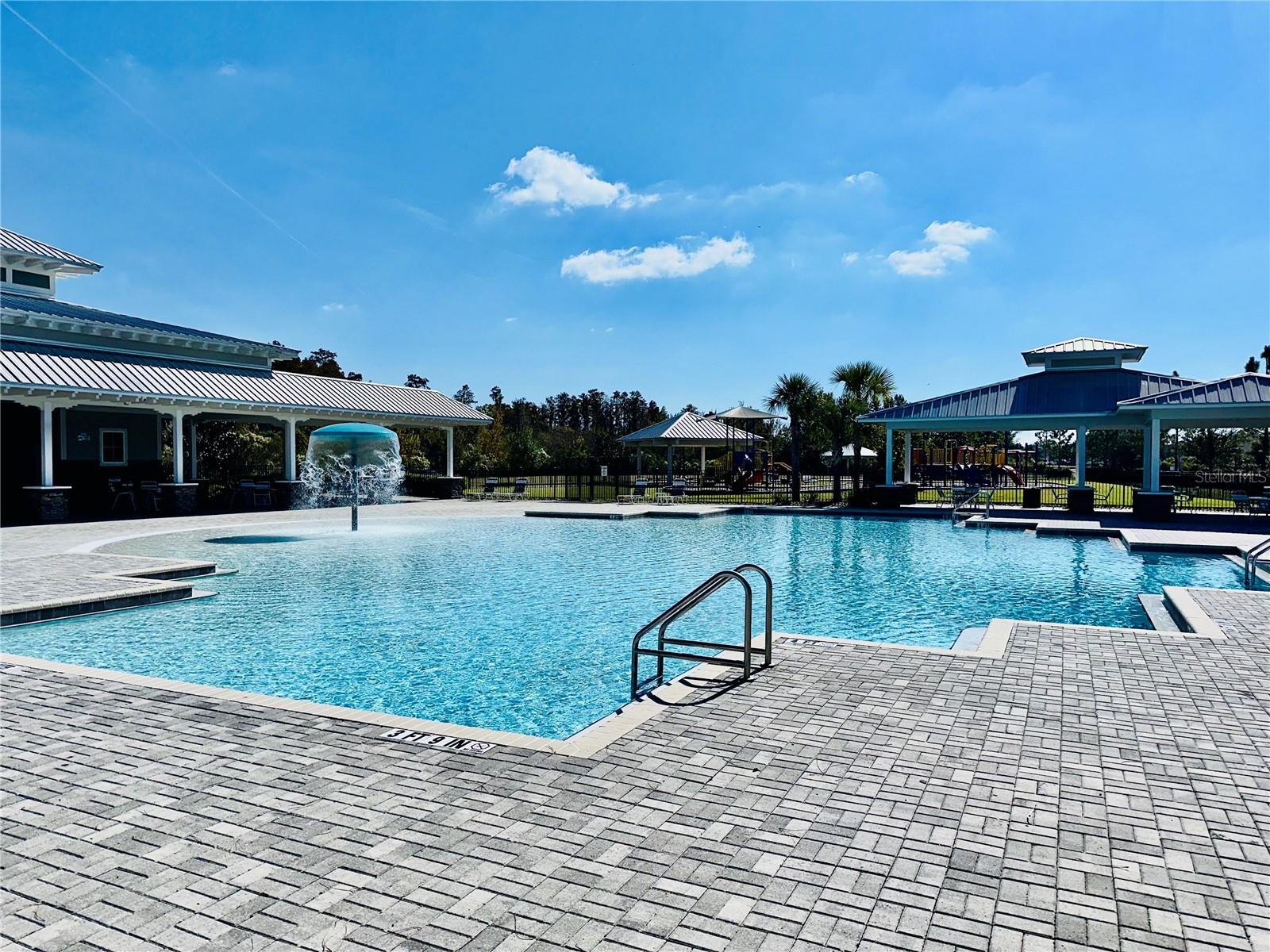 17663 TURNING LEAF CIR, LAND O LAKES, FL, 34638