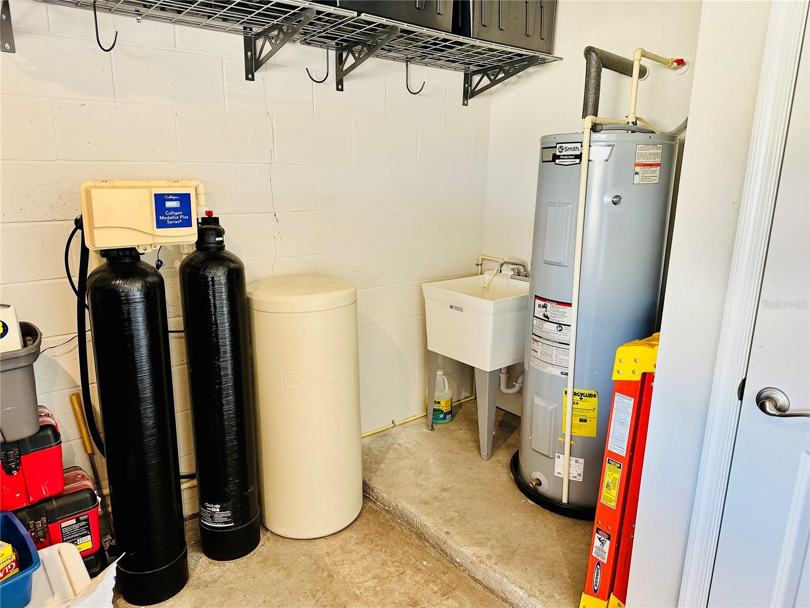 17663 TURNING LEAF CIR, LAND O LAKES, FL, 34638