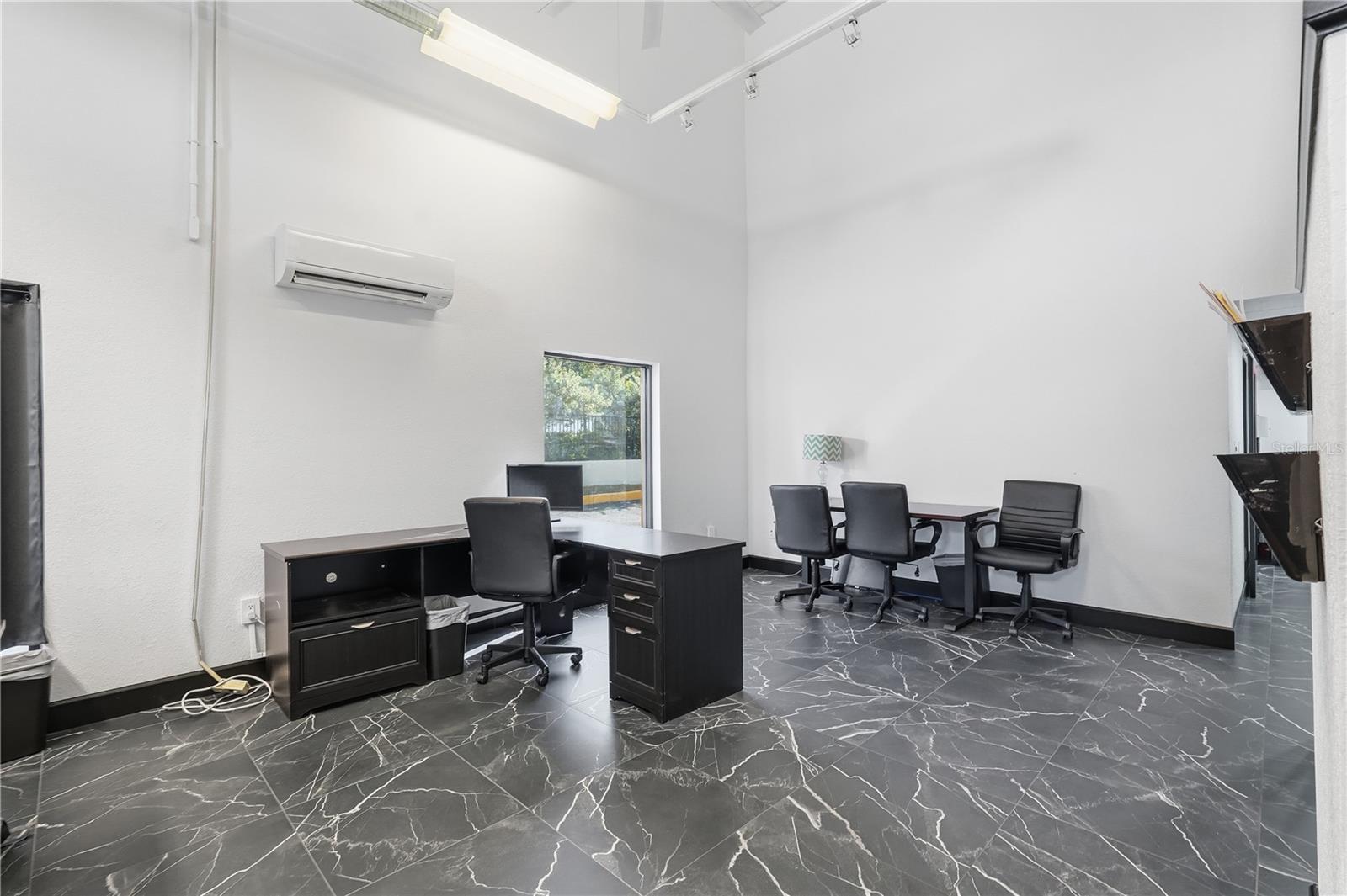 10812 GANDY BLVD N, ST PETERSBURG, FL, 33702