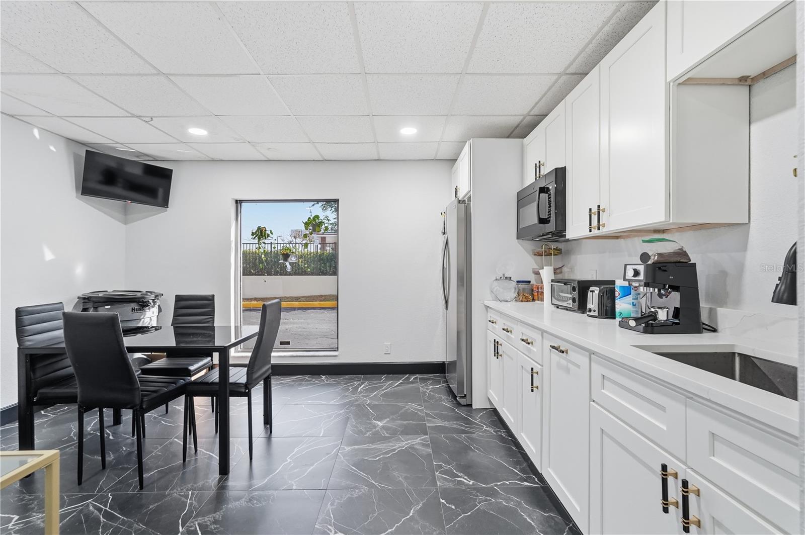 10812 GANDY BLVD N, ST PETERSBURG, FL, 33702