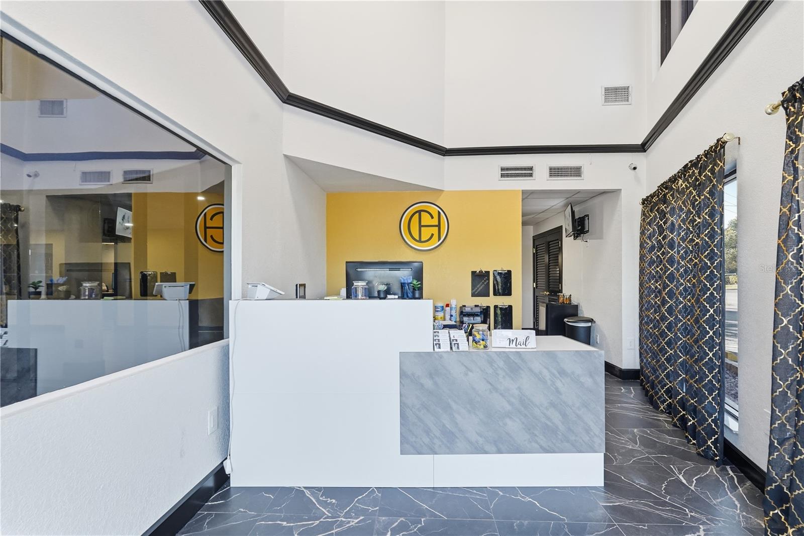 10812 GANDY BLVD N, ST PETERSBURG, FL, 33702