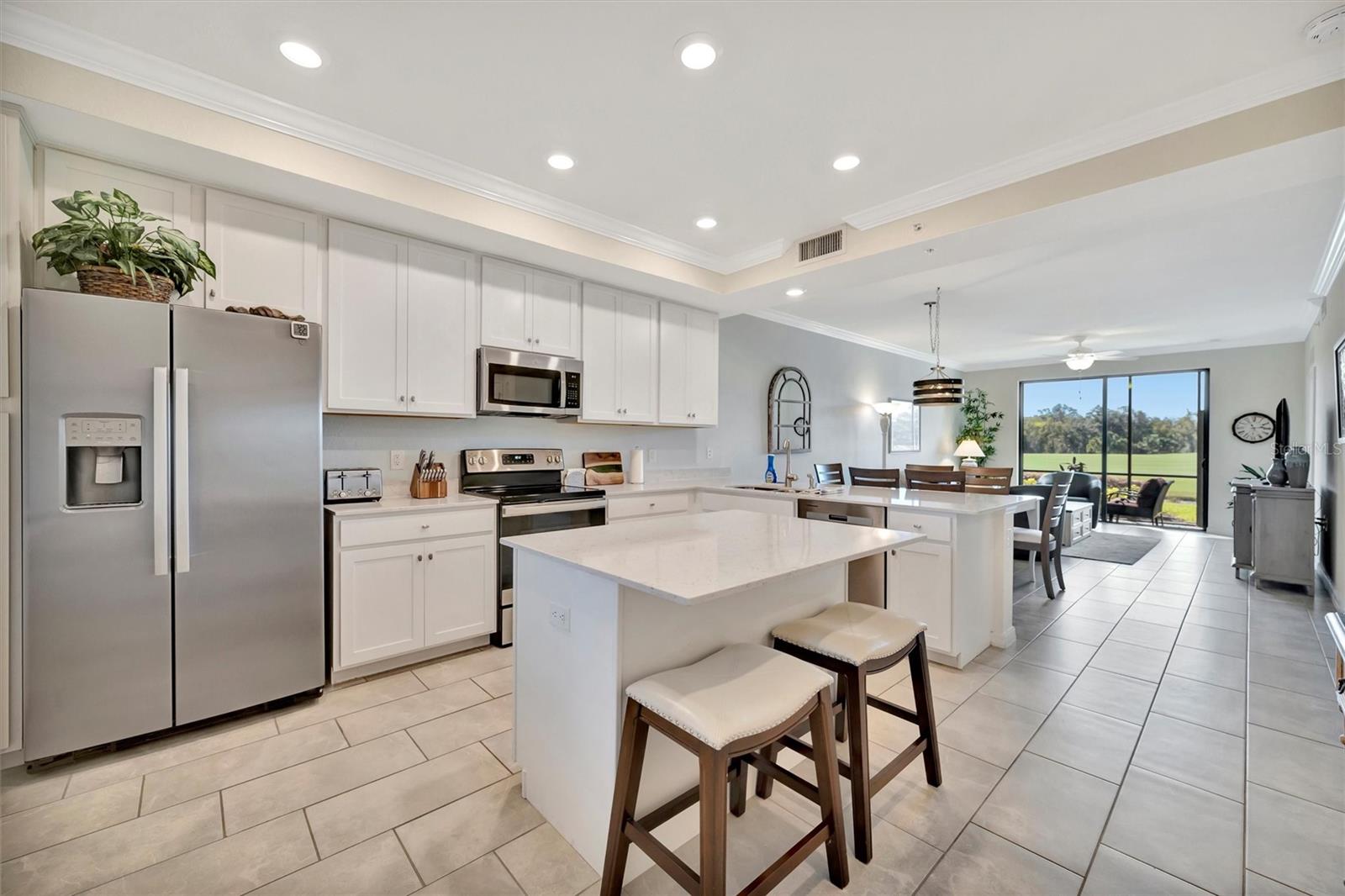 17810 GAWTHROP DR #104, BRADENTON, FL, 34211