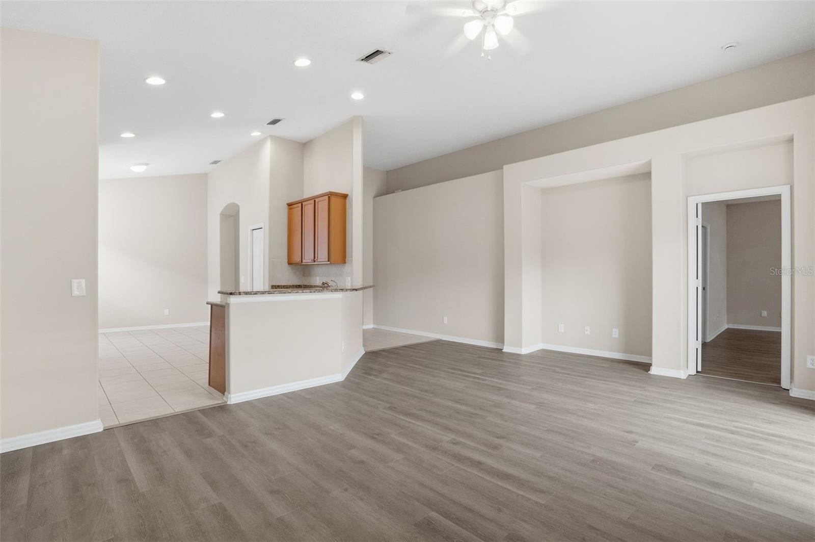 10209 TAPESTRY KEY CT, RIVERVIEW, FL, 33578