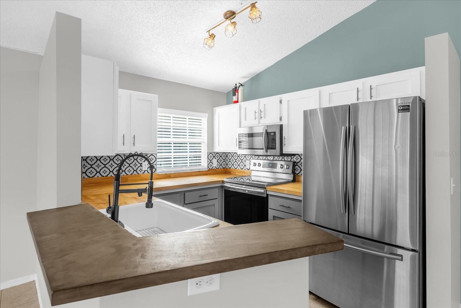 1456 BROOKEBRIDGE DR, ORLANDO, FL, 32825