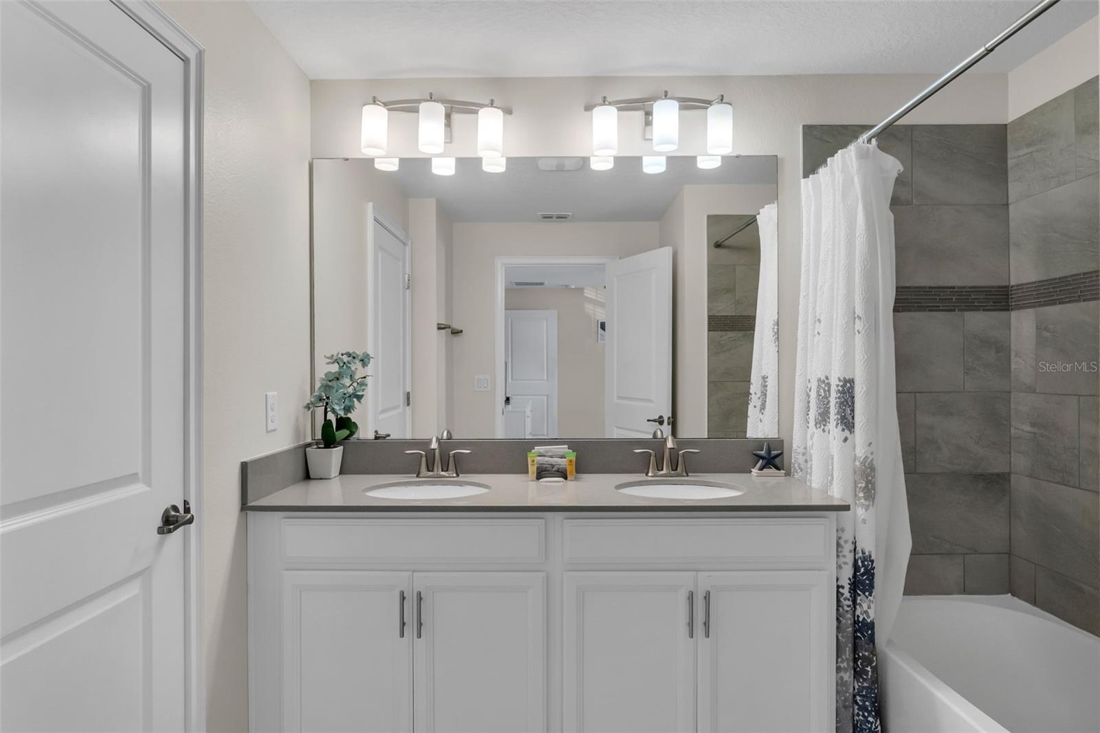 1565 SANDBAGGER DR, DAVENPORT, FL, 33896