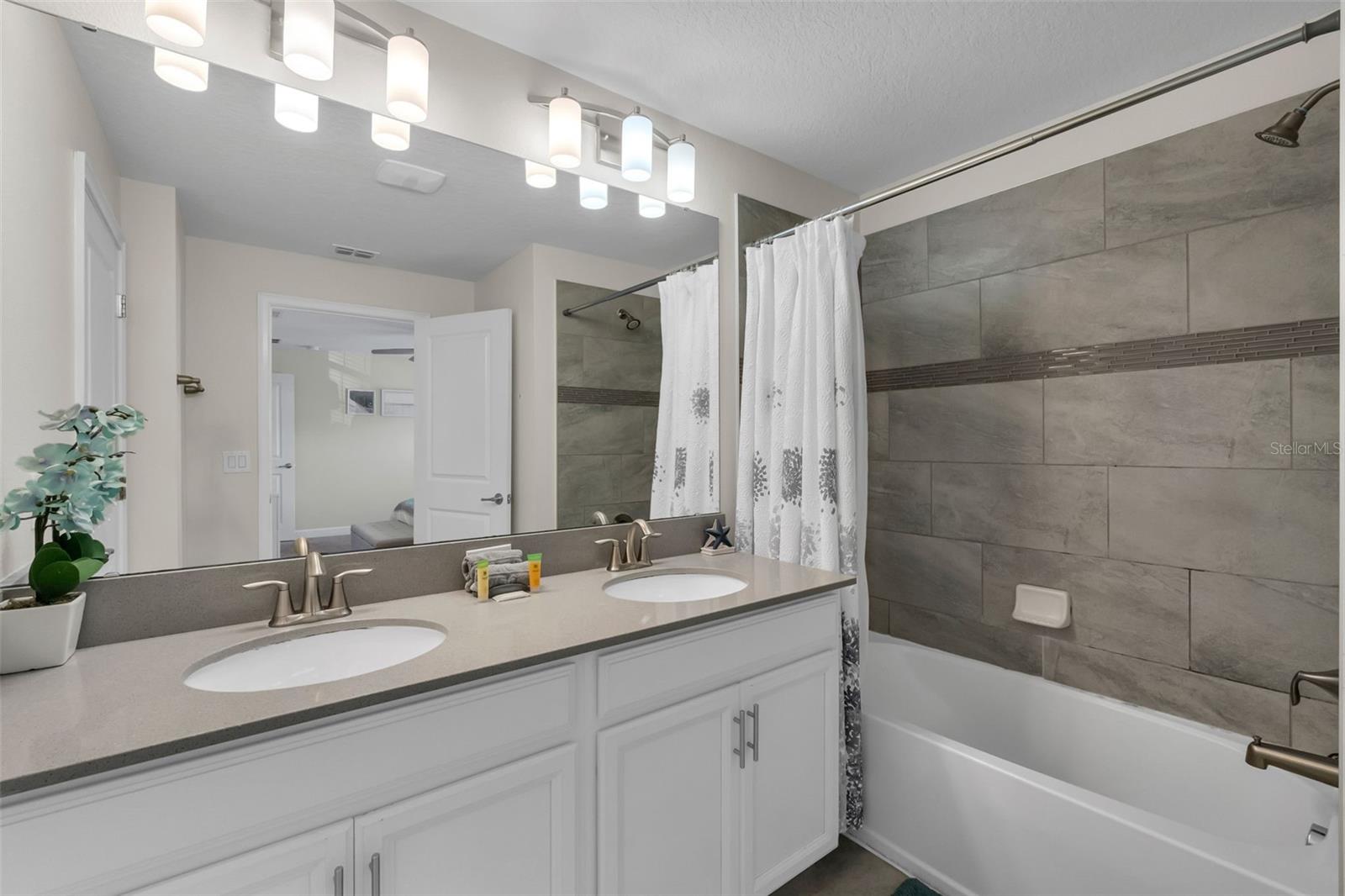 1565 SANDBAGGER DR, DAVENPORT, FL, 33896