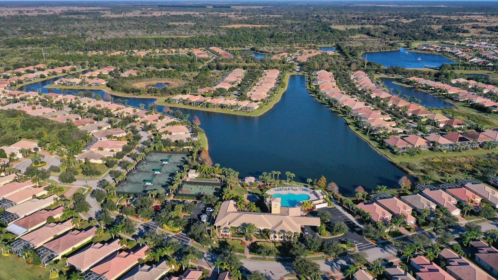 1749 BURGOS DR, SARASOTA, FL, 34238