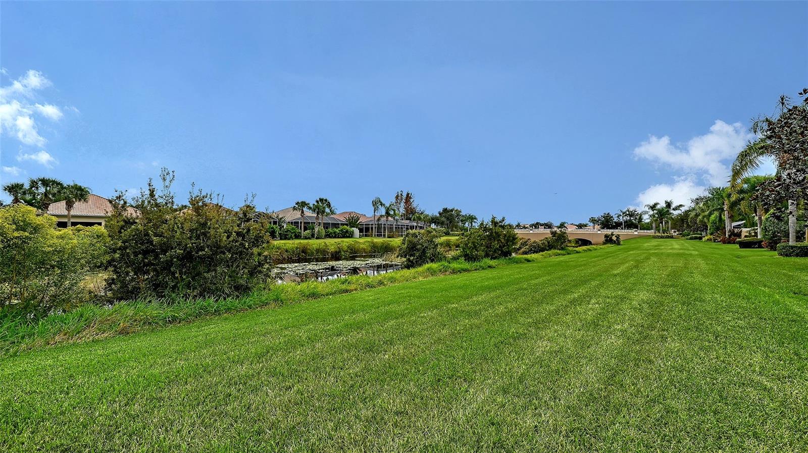 1749 BURGOS DR, SARASOTA, FL, 34238