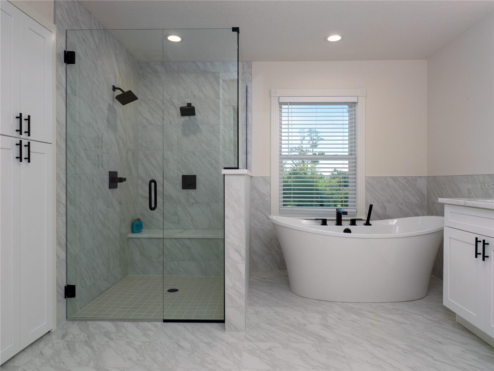 OM713766 Property Photo