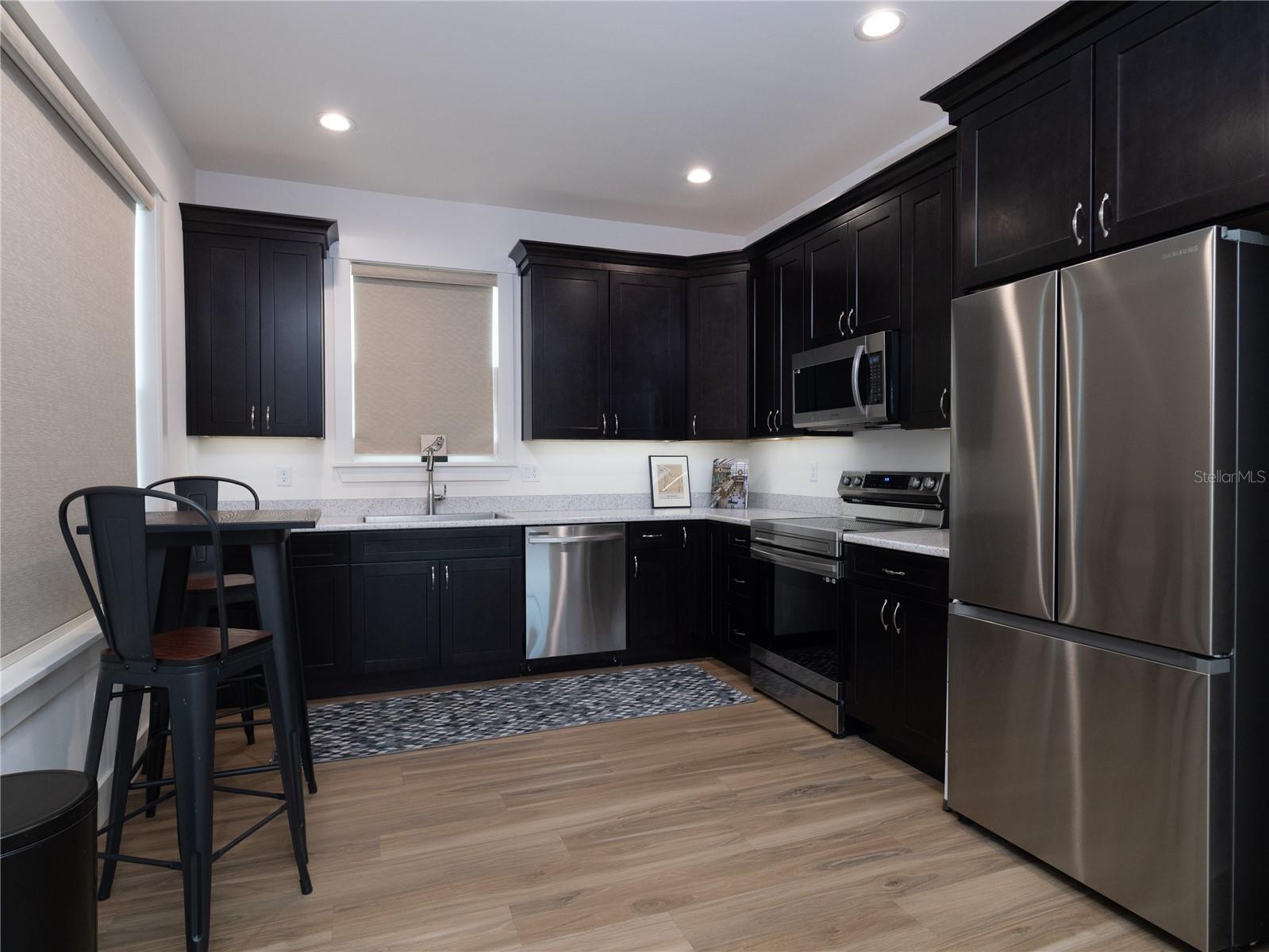 OM713766 Property Photo