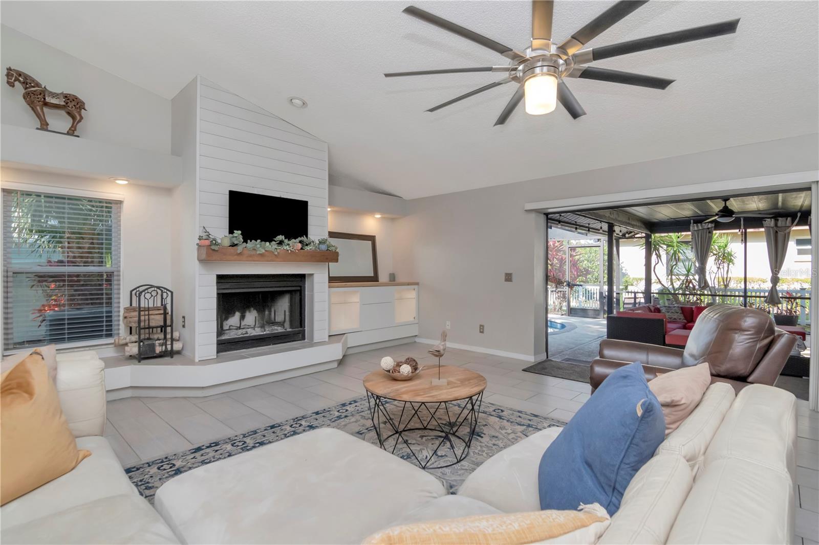 2634 GREEN VALLEY ST, VALRICO, FL, 33596