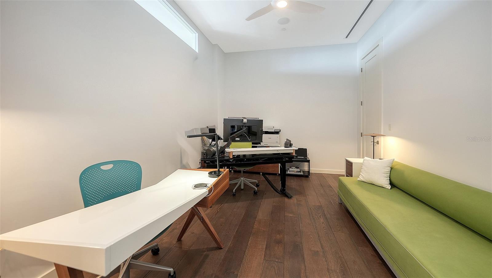 300 S PINEAPPLE AVE #902, SARASOTA, FL, 34236