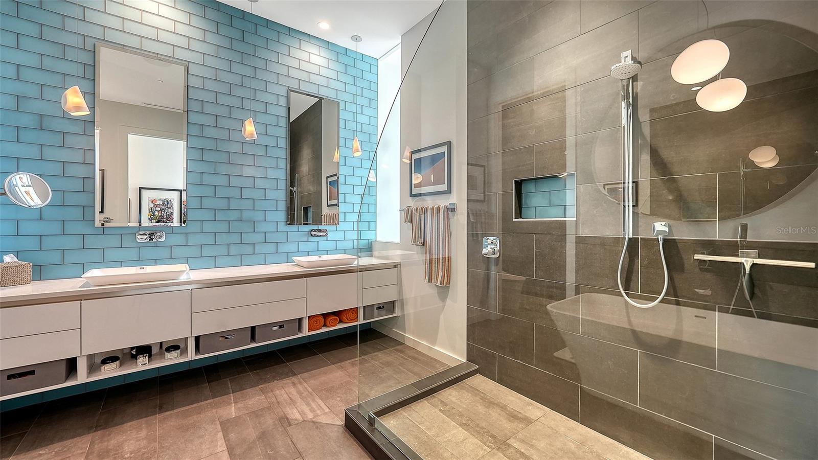 300 S PINEAPPLE AVE #902, SARASOTA, FL, 34236