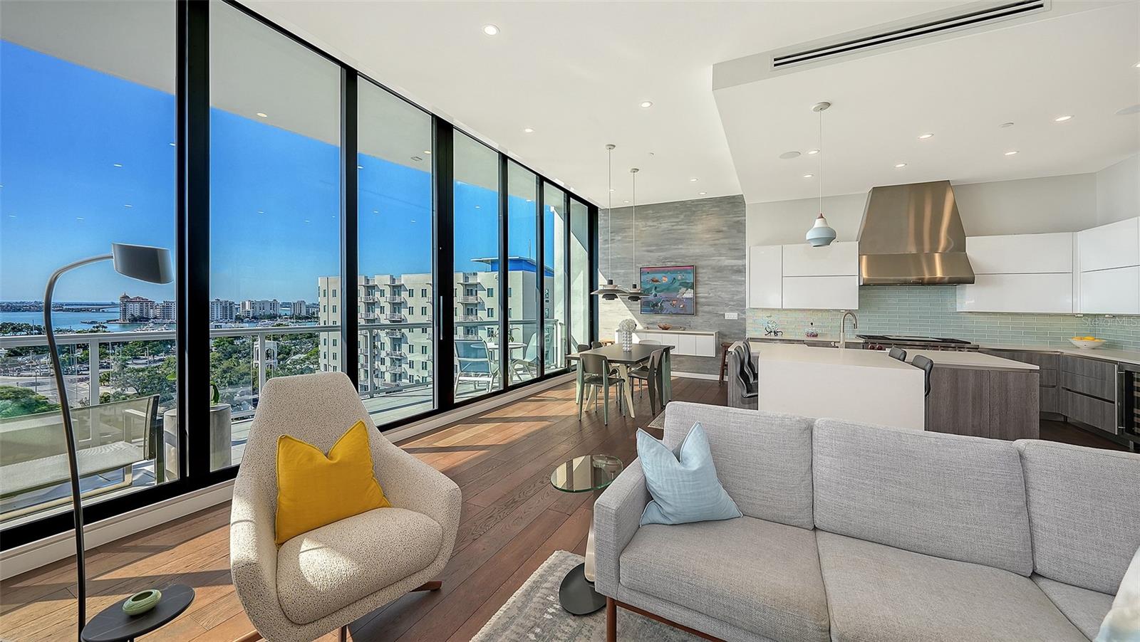 300 S PINEAPPLE AVE #902, SARASOTA, FL, 34236