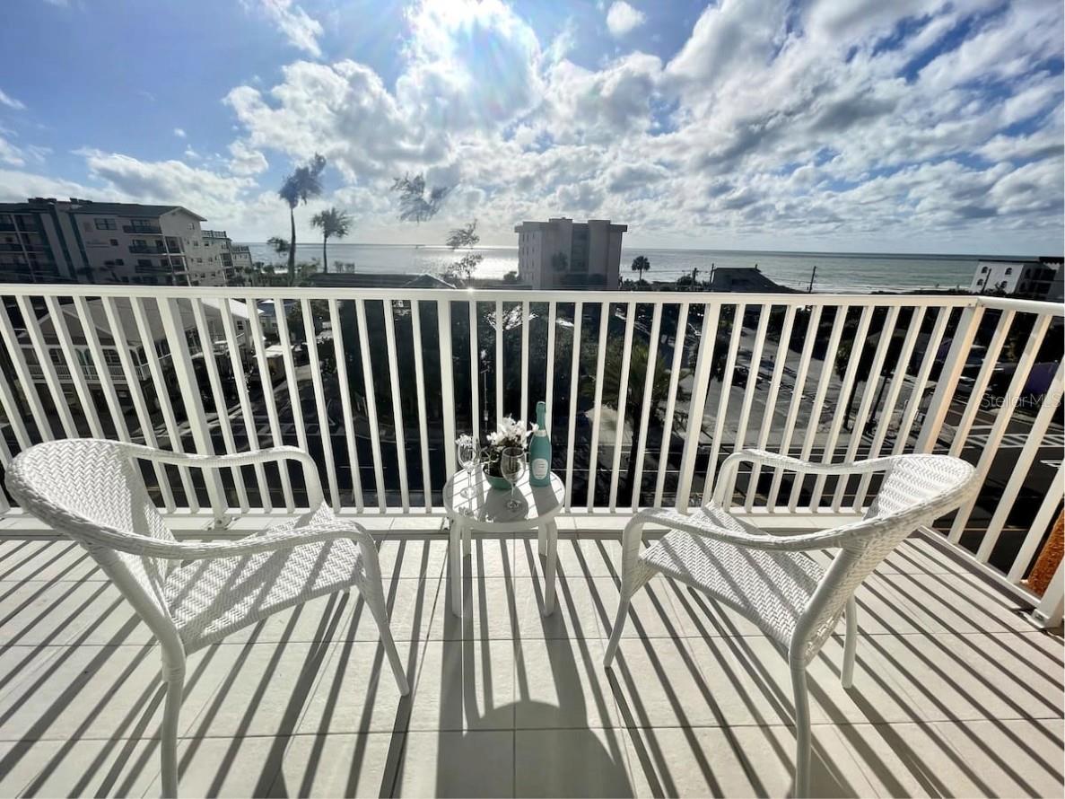 13101 GULF BLVD #1506, MADEIRA BEACH, FL, 33708