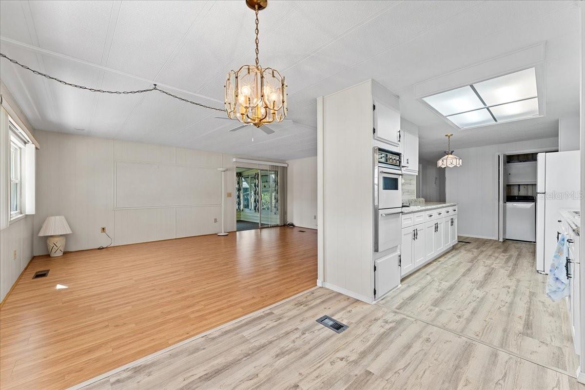 808 53RD AVE E #108, BRADENTON, FL, 34203