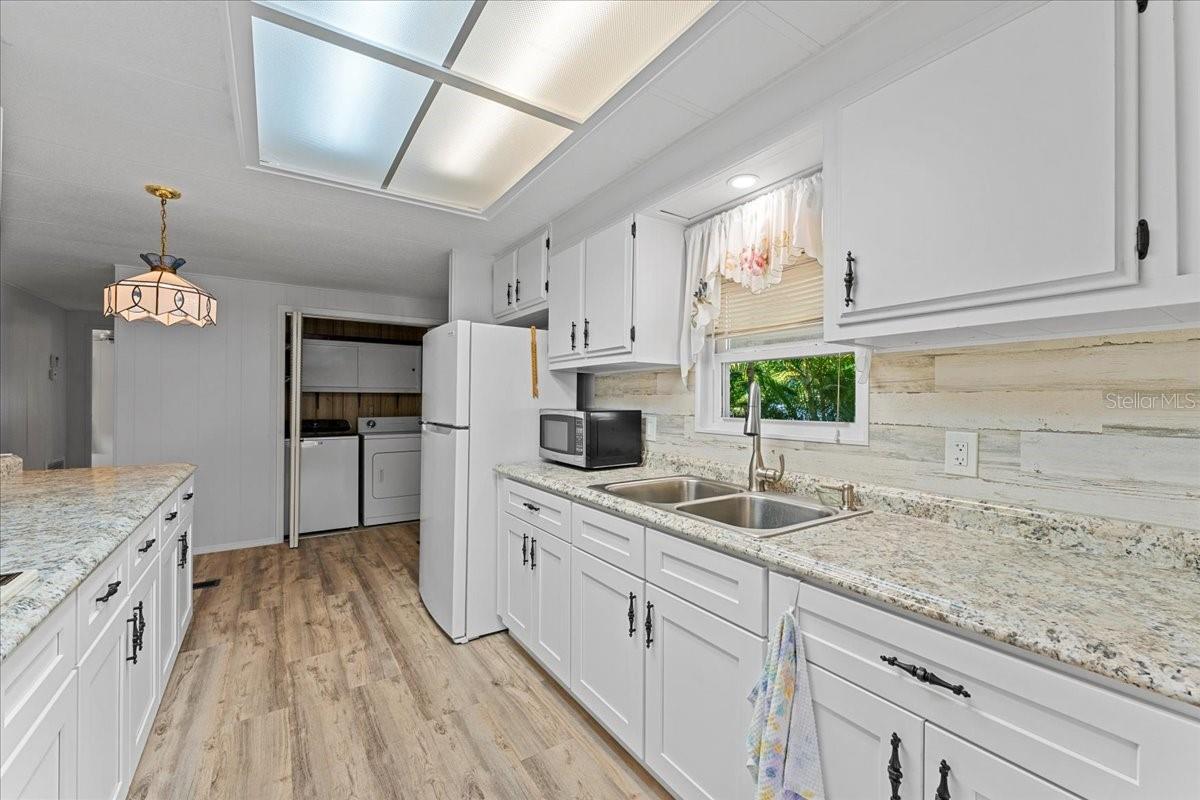 808 53RD AVE E #108, BRADENTON, FL, 34203