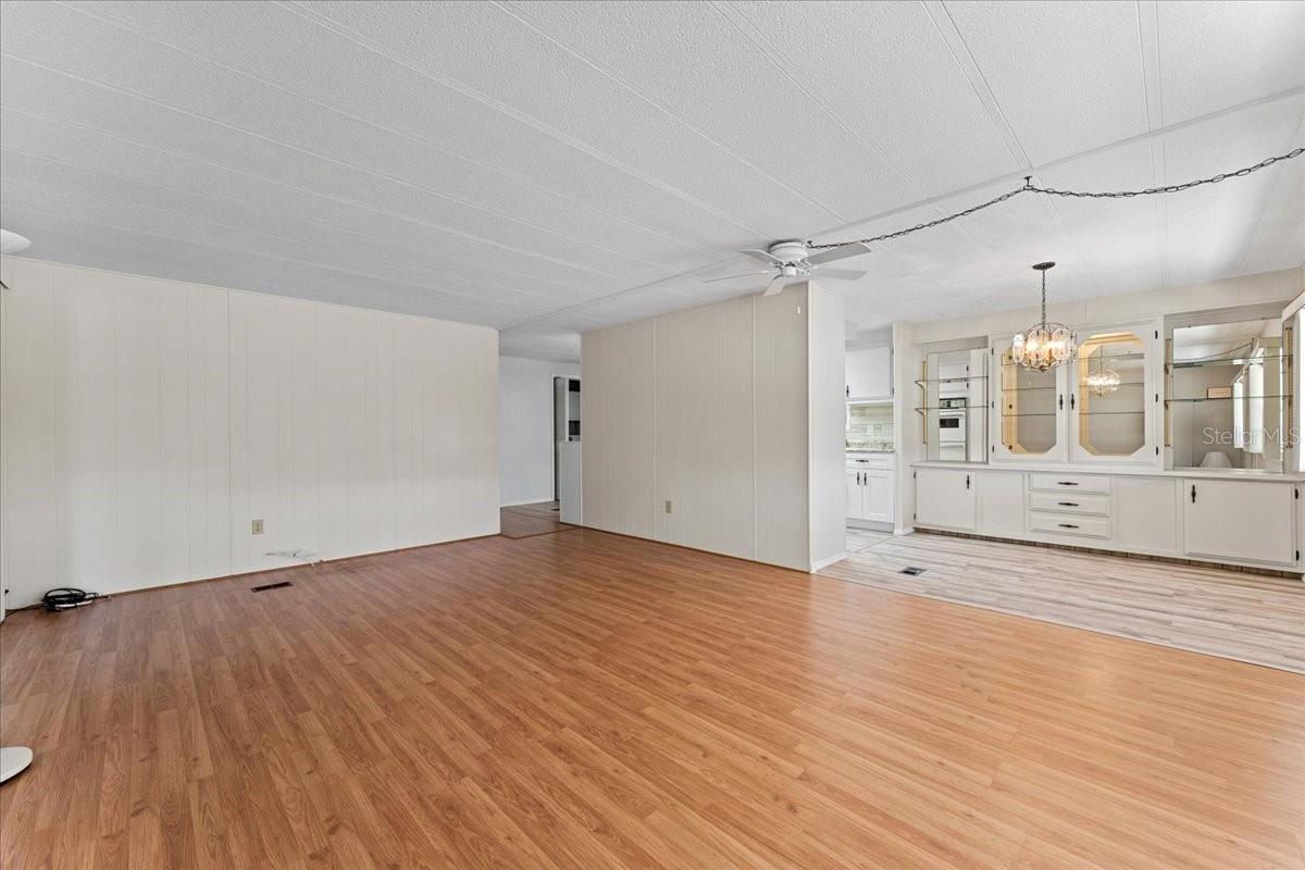 808 53RD AVE E #108, BRADENTON, FL, 34203