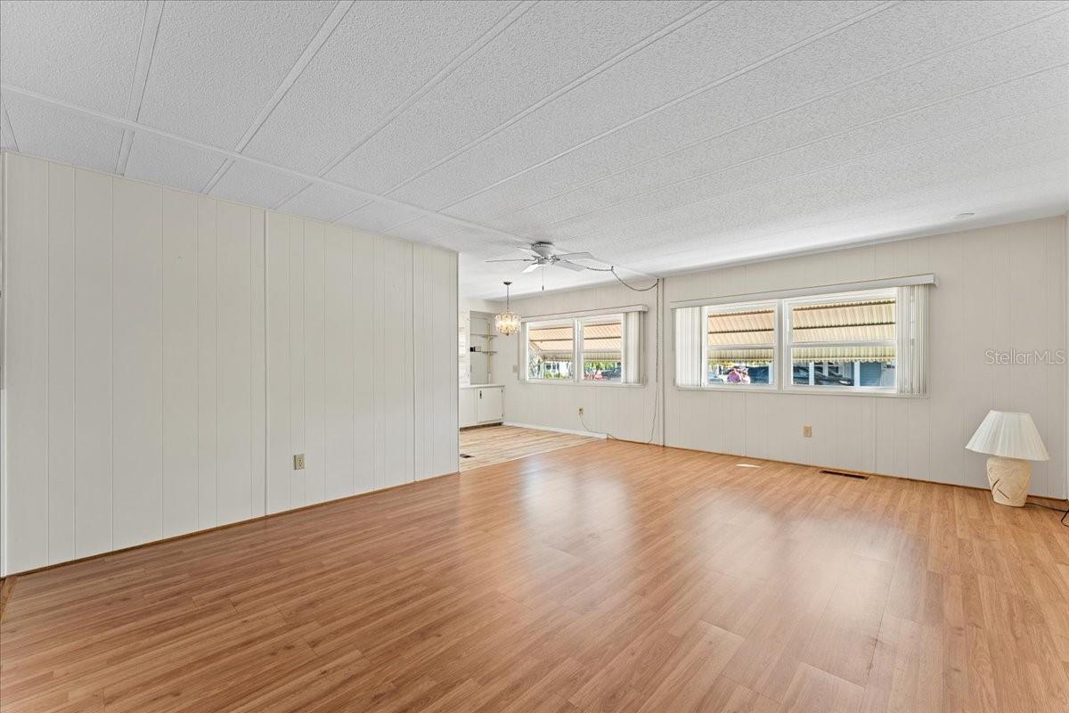 808 53RD AVE E #108, BRADENTON, FL, 34203