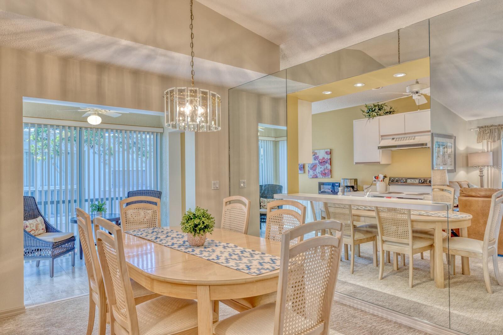 5634 SHEFFIELD GREENE CIR #18, SARASOTA, FL, 34235