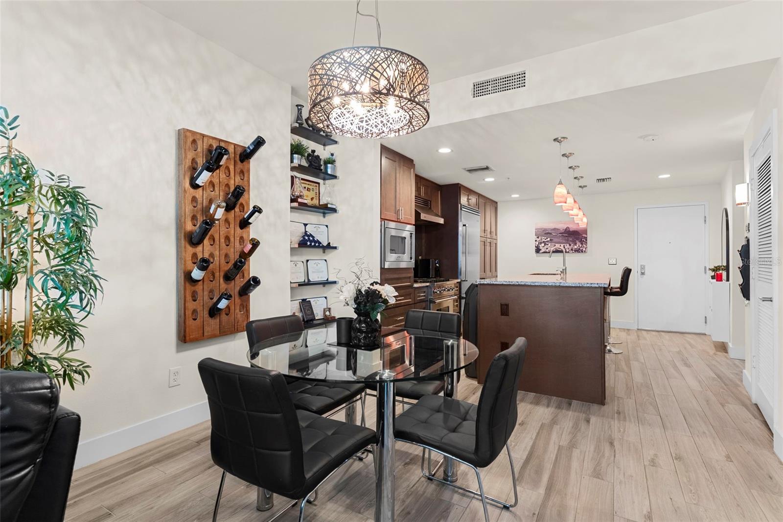 1208 E KENNEDY BLVD #517, TAMPA, FL, 33602