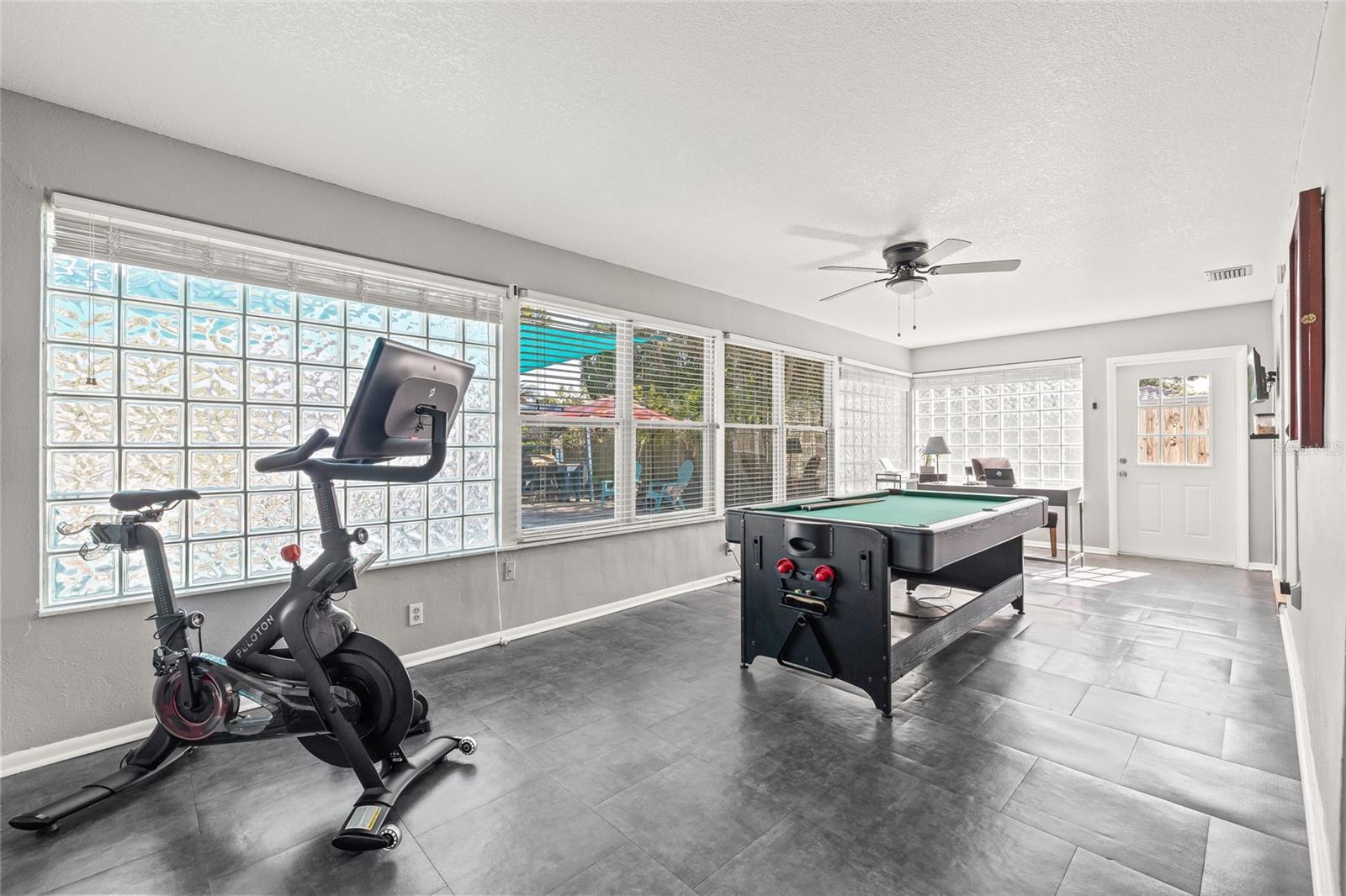 2423 RUTLAND LN, CLEARWATER, FL, 33763