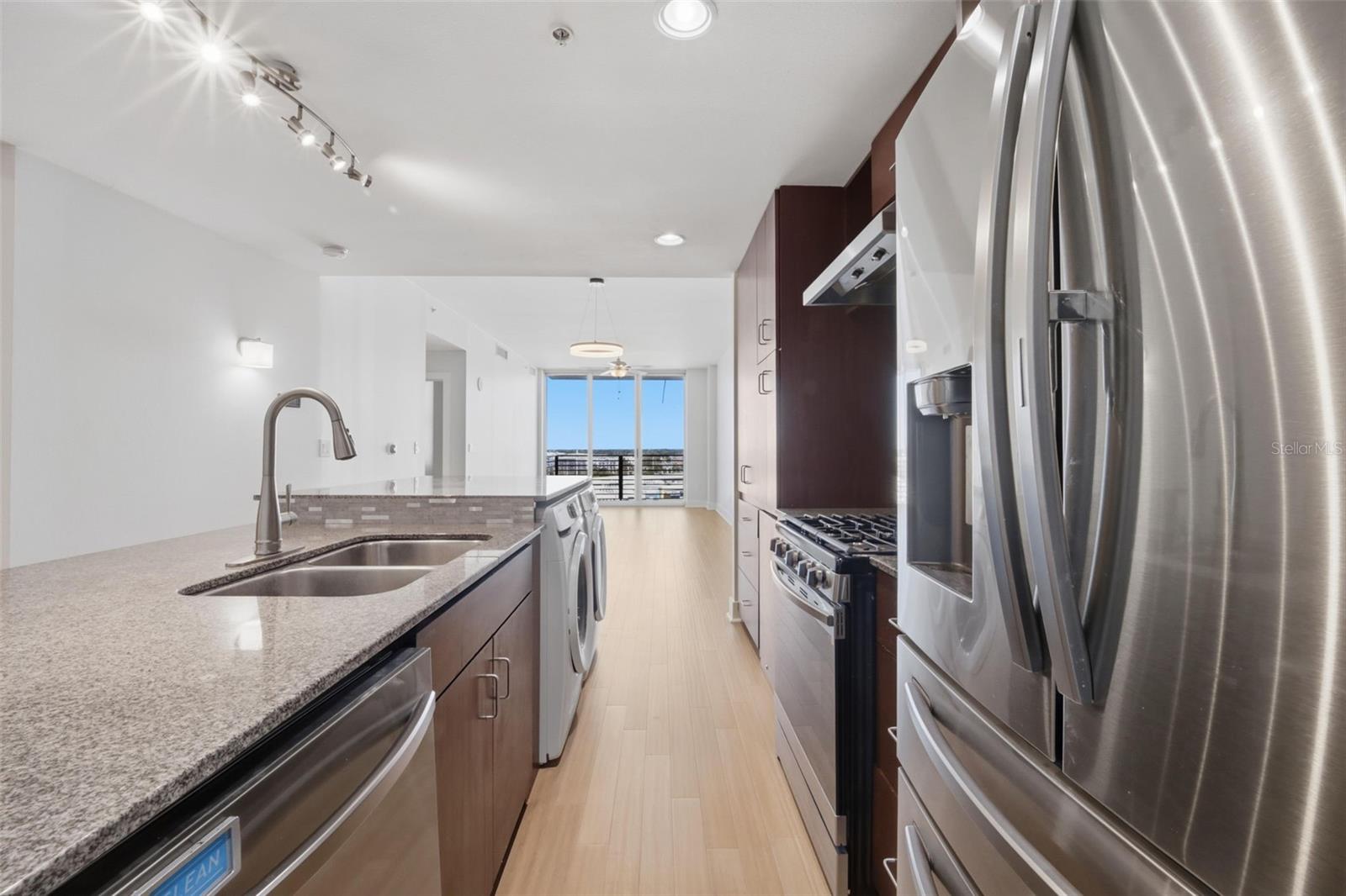 1208 E KENNEDY BLVD #1121, TAMPA, FL, 33602