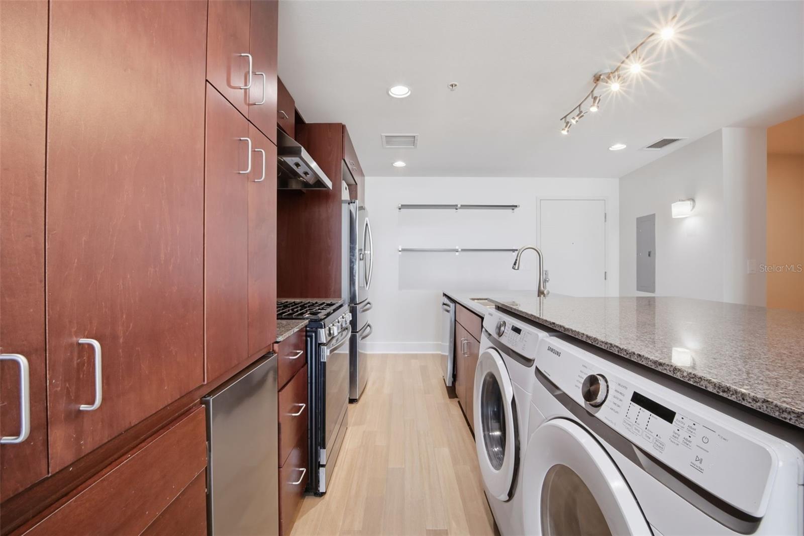 1208 E KENNEDY BLVD #1121, TAMPA, FL, 33602