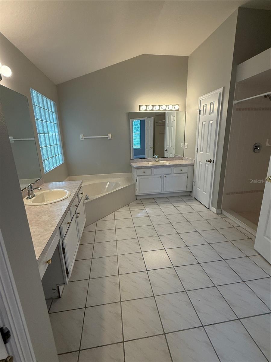 8611 SUGAR PALM CT, ORLANDO, FL, 32835