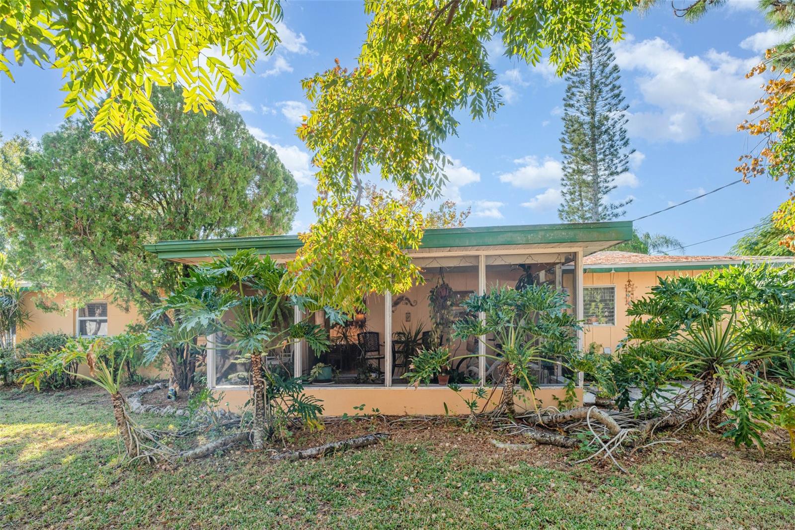 4652 MACEACHEN BLVD, SARASOTA, FL, 34233