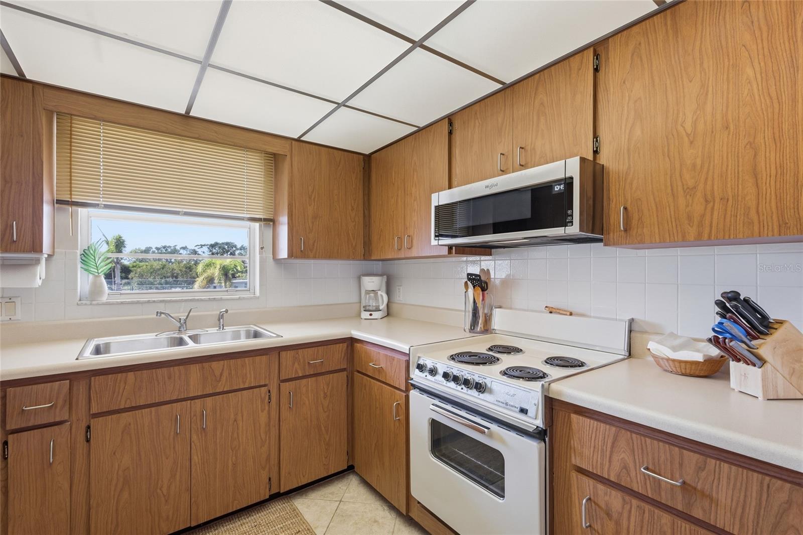 6300 FLOTILLA DR #72, HOLMES BEACH, FL, 34217