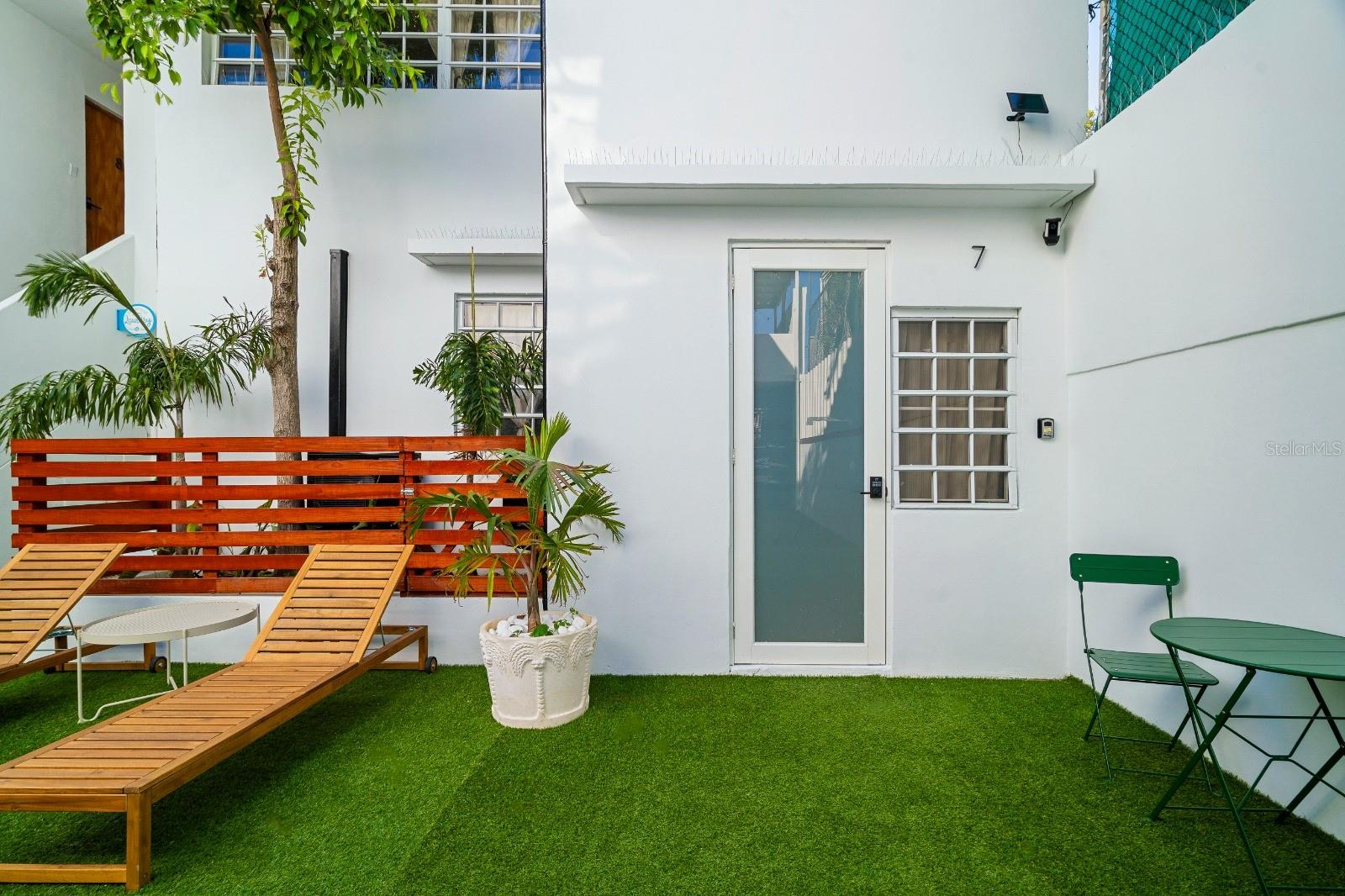 PR9117465 Property Photo