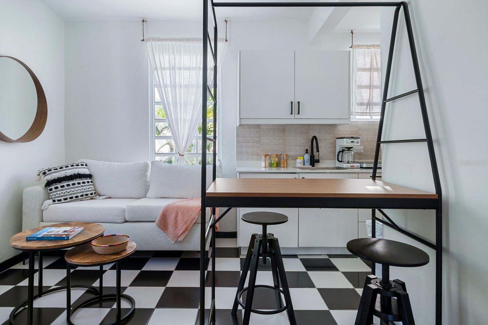 PR9117465 Property Photo