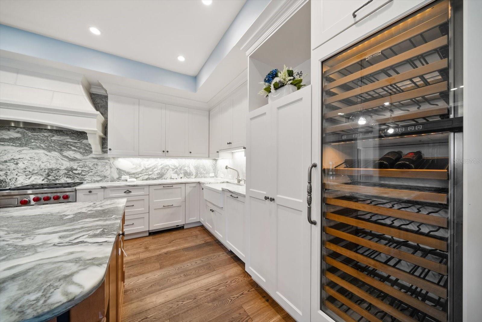 TB8449464 Property Photo