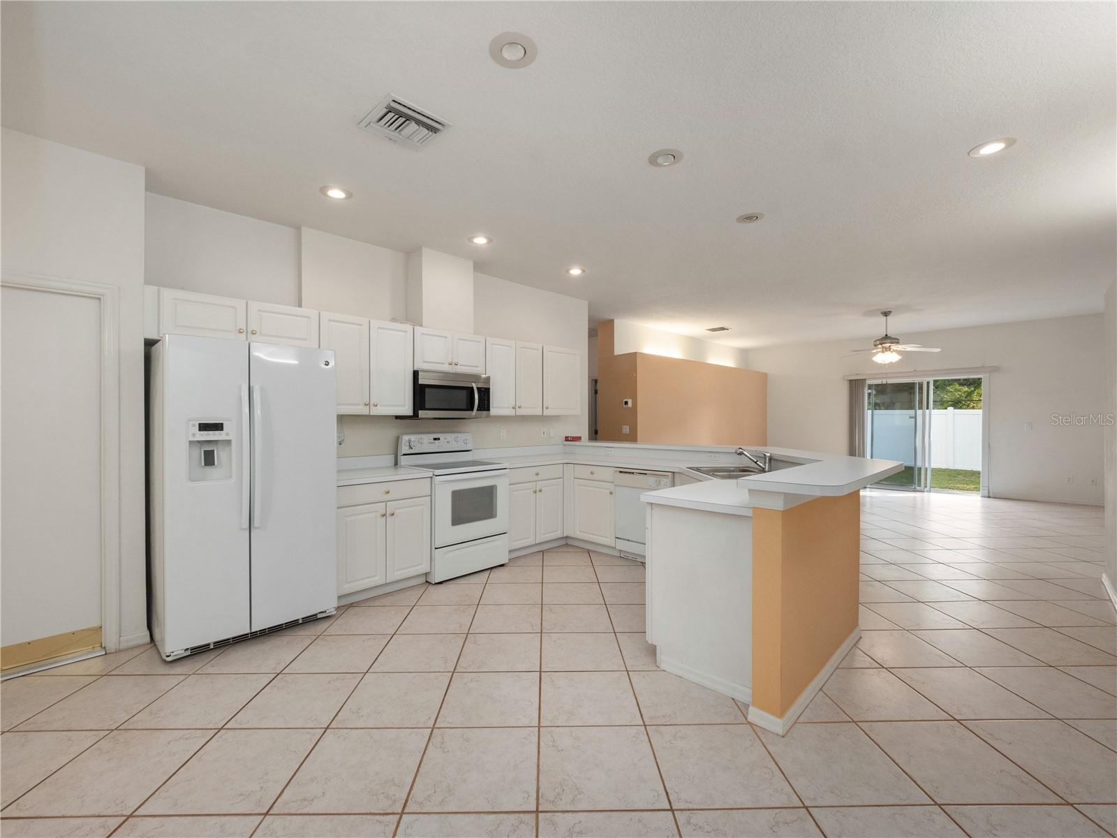 2737 FRIGATE DR, ORLANDO, FL, 32812