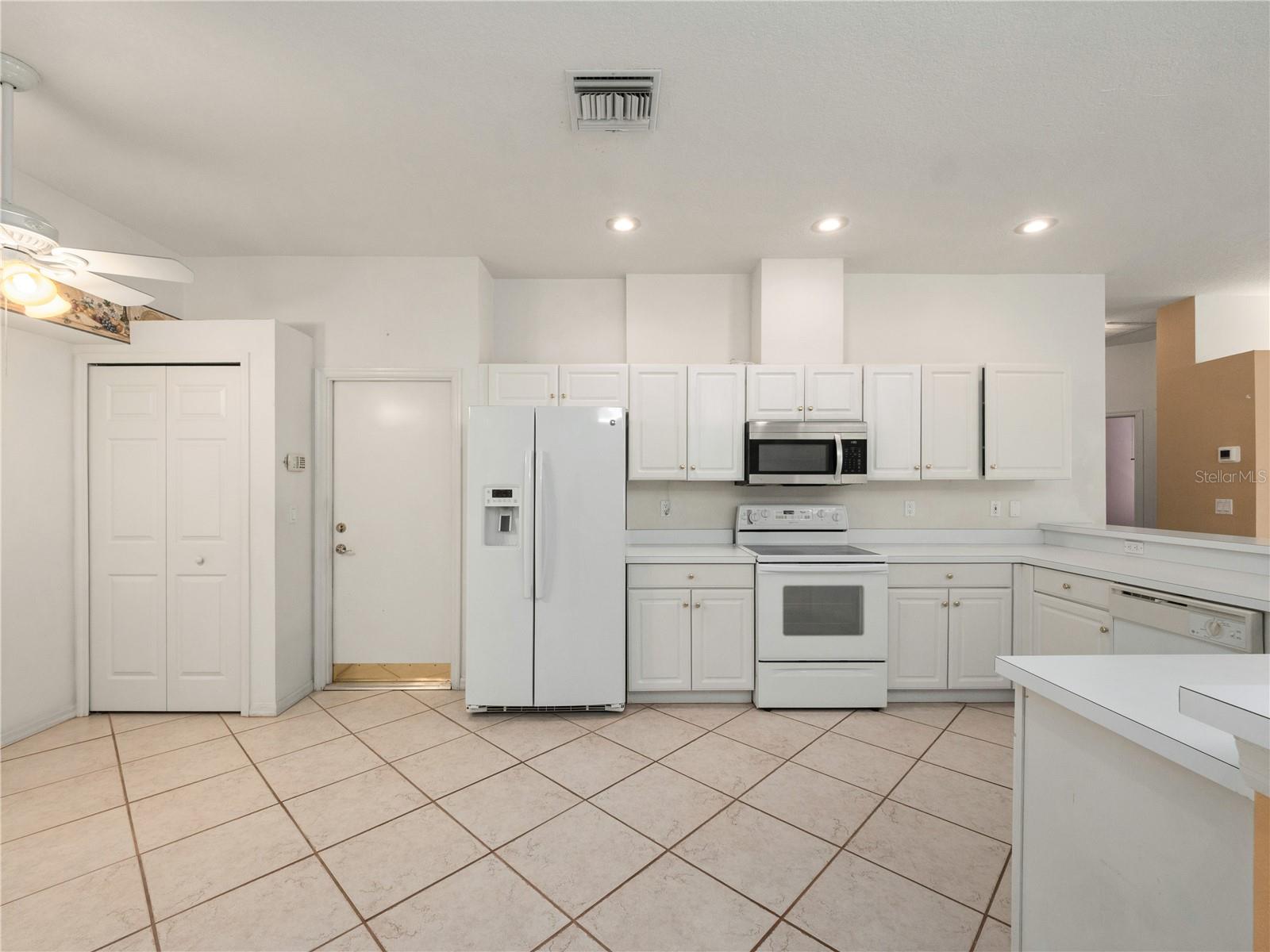 2737 FRIGATE DR, ORLANDO, FL, 32812