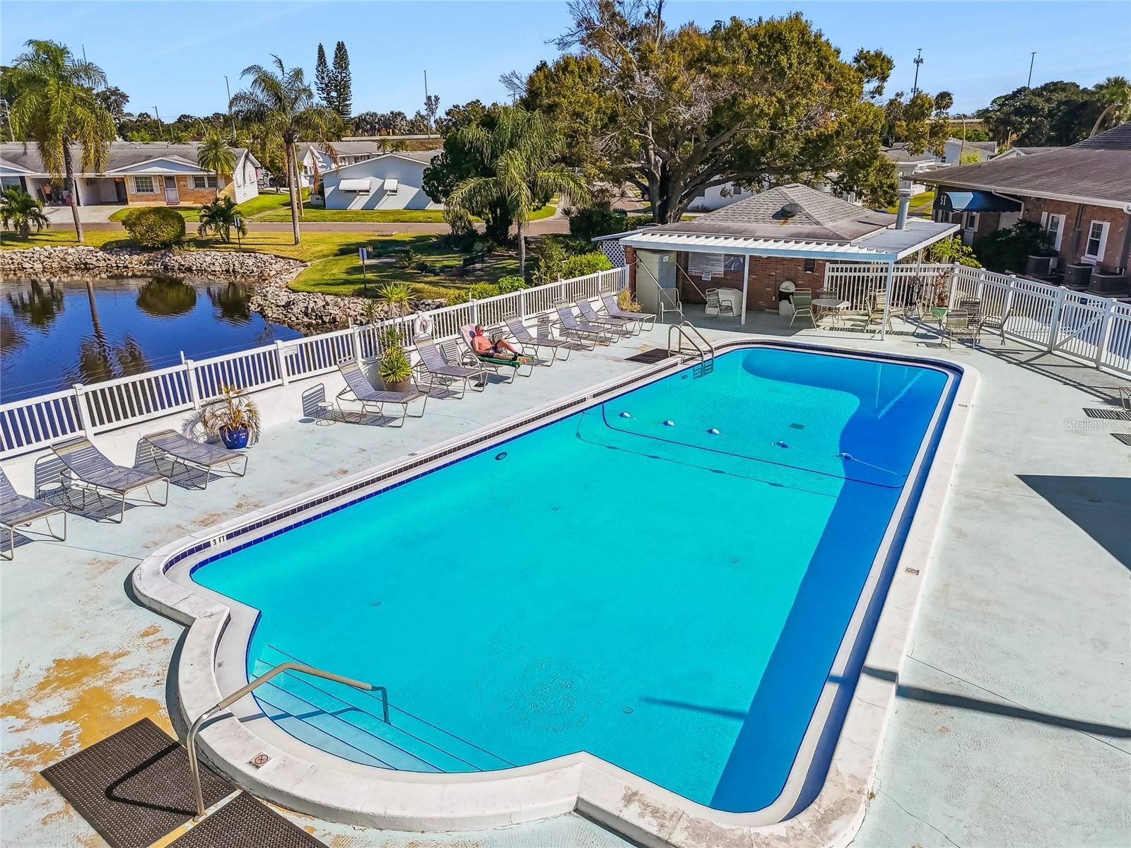 5122 IRIS DR N #12, PINELLAS PARK, FL, 33782